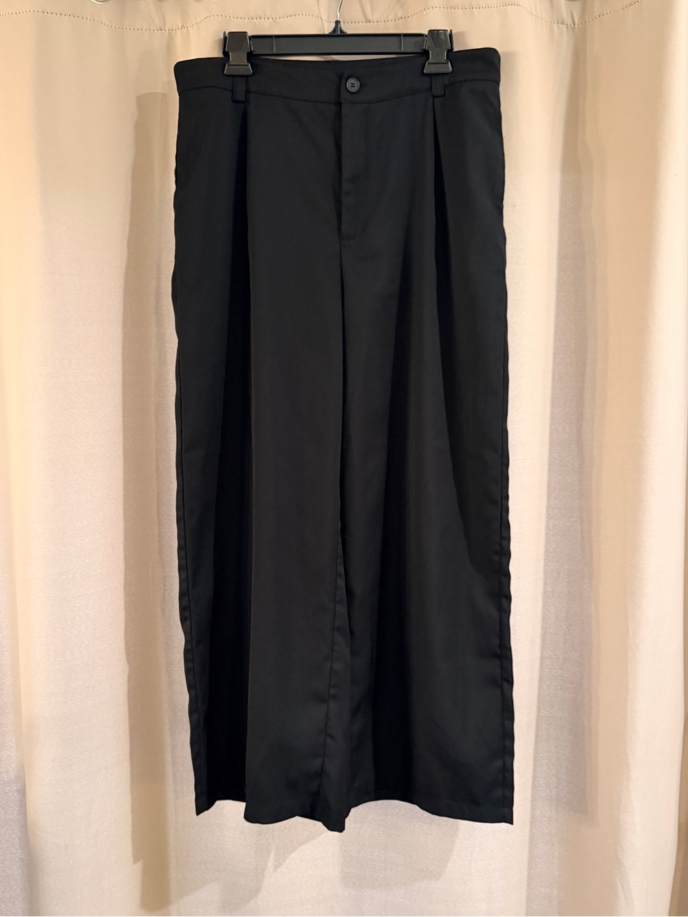 Women’s Yozy Black Wide-Leg Dress Pants